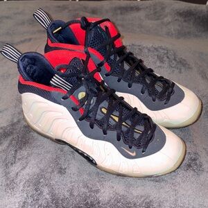 Nike Posite One (GS) YOUTH